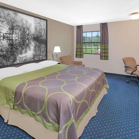 Super 8 By Wyndham Lowell/Bentonville/Rogers Area Экстерьер фото