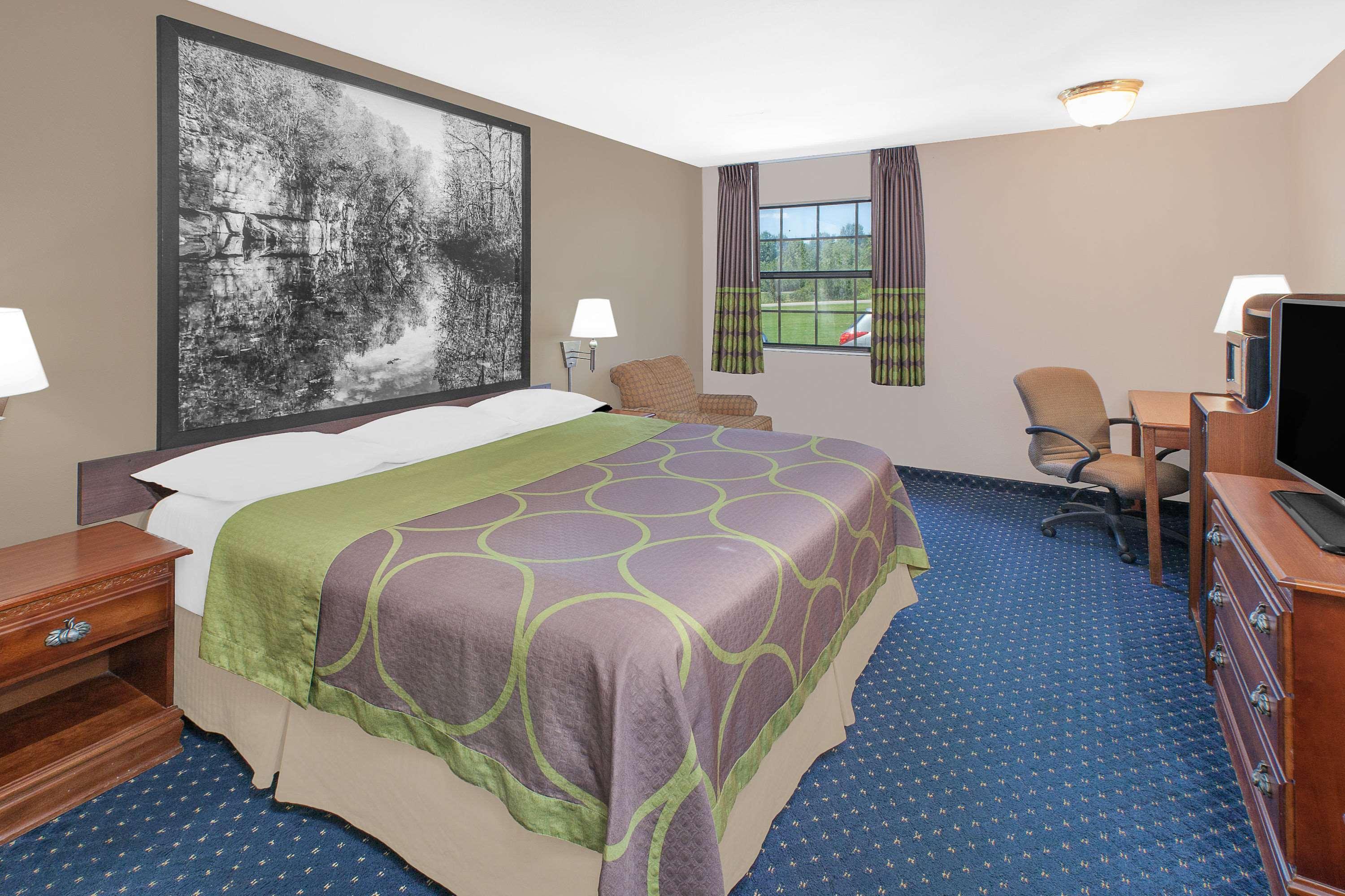 Super 8 By Wyndham Lowell/Bentonville/Rogers Area Экстерьер фото